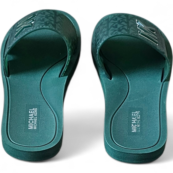 Michael Kors MK Logo Slide Sandals Size 7 - Picture 6 of 9